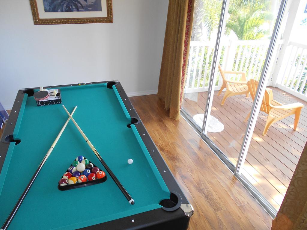 3000 Sq Ft Beach And Bay Condo St. Pete Beach Bagian luar foto