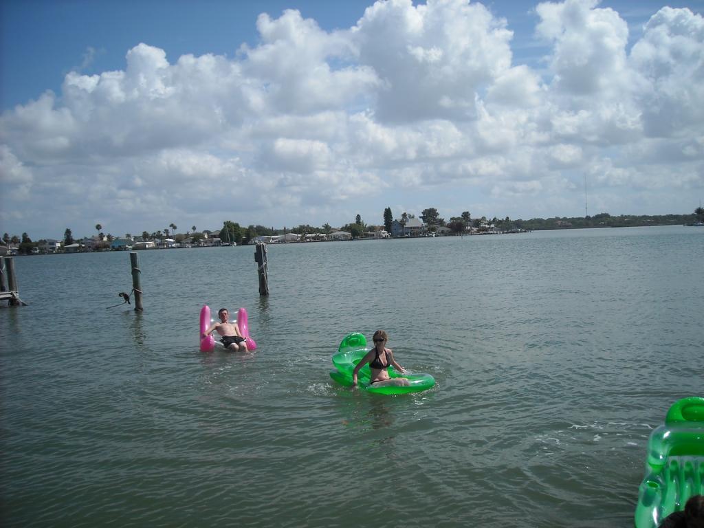 3000 Sq Ft Beach And Bay Condo St. Pete Beach Bagian luar foto